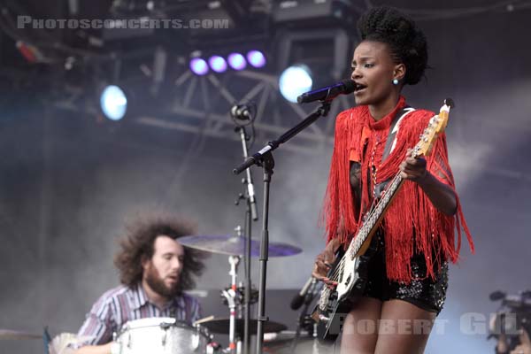 NOISETTES - 2009-08-29 - SAINT CLOUD - Domaine National - Grande Scene - 